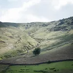 Yha Helvellyn Hostel *